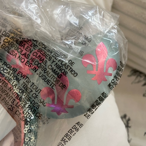 NWT Disney Minnie Mouse: The Main Attraction East’s King Arthur’s Carousel. - Picture 6 of 8